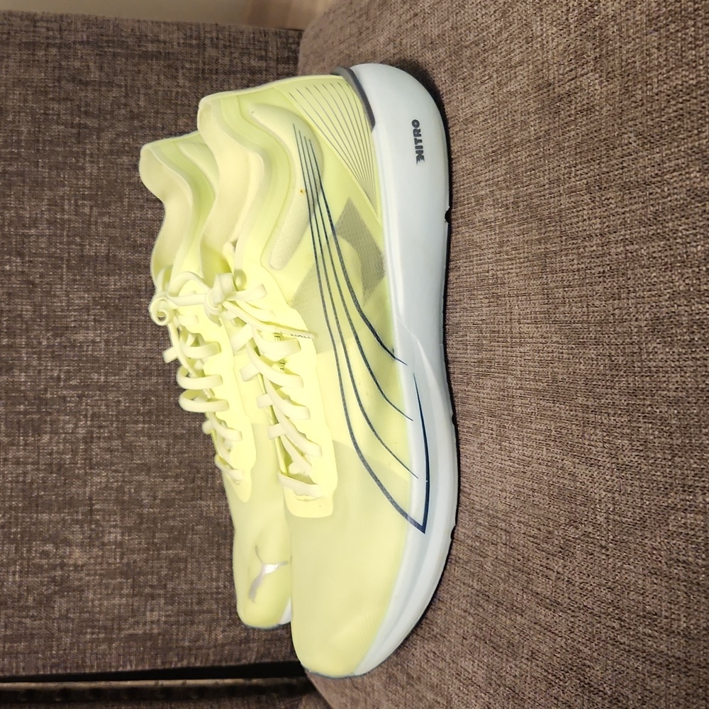 PUMA VELOCITY NITO RUNNING SHOES GREENS MEN'S Size 10. - Picture 3 of 12